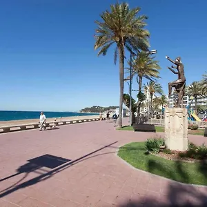 https://maison-lamic.topcostabravahotels.com