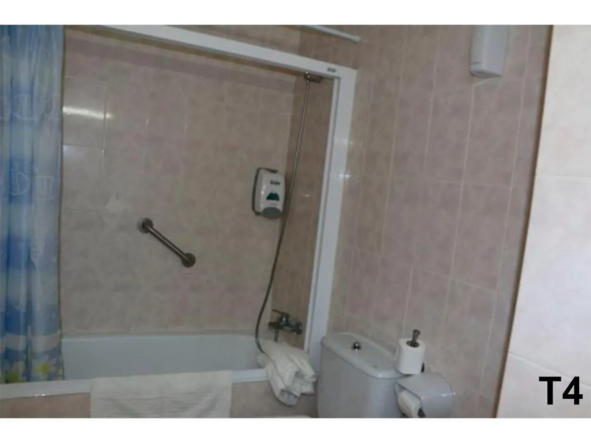 Apartaments Salamar Lloret de Mar 0*,